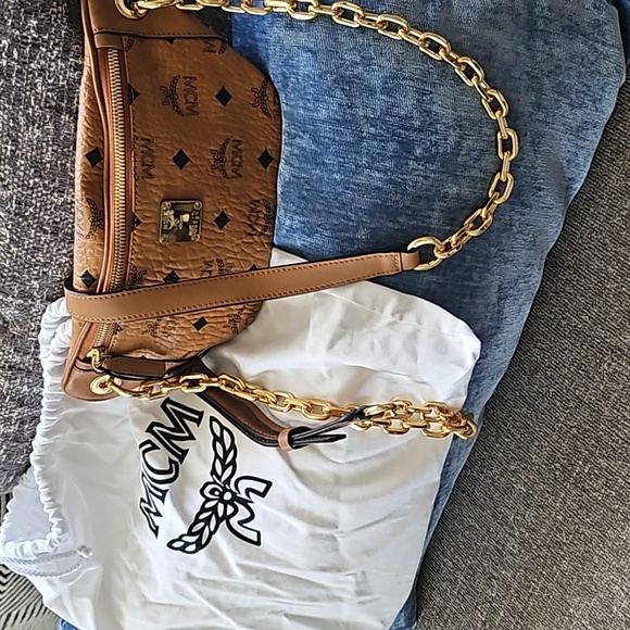 Authentic MCM mini  bum shoulder bag - Picture 10 of 10